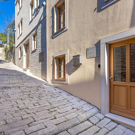 Pula Residence Rooms And Apartments Old City Center Eksteriør billede